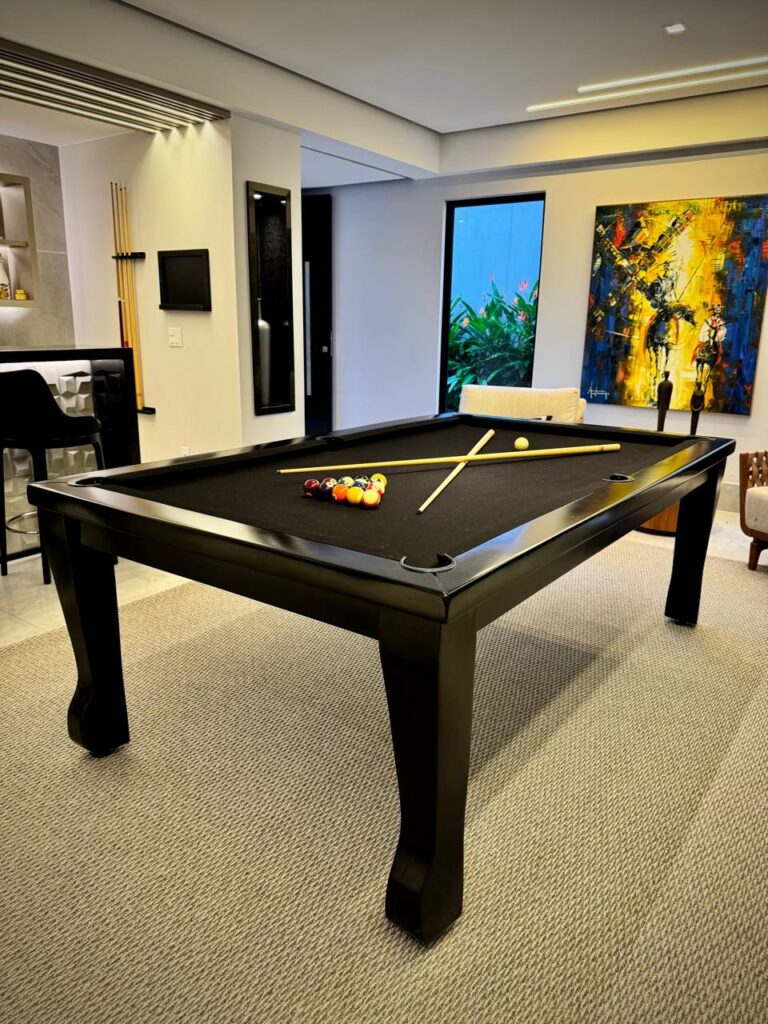Mesa de sinuca fabricada pela Drumond Sports
