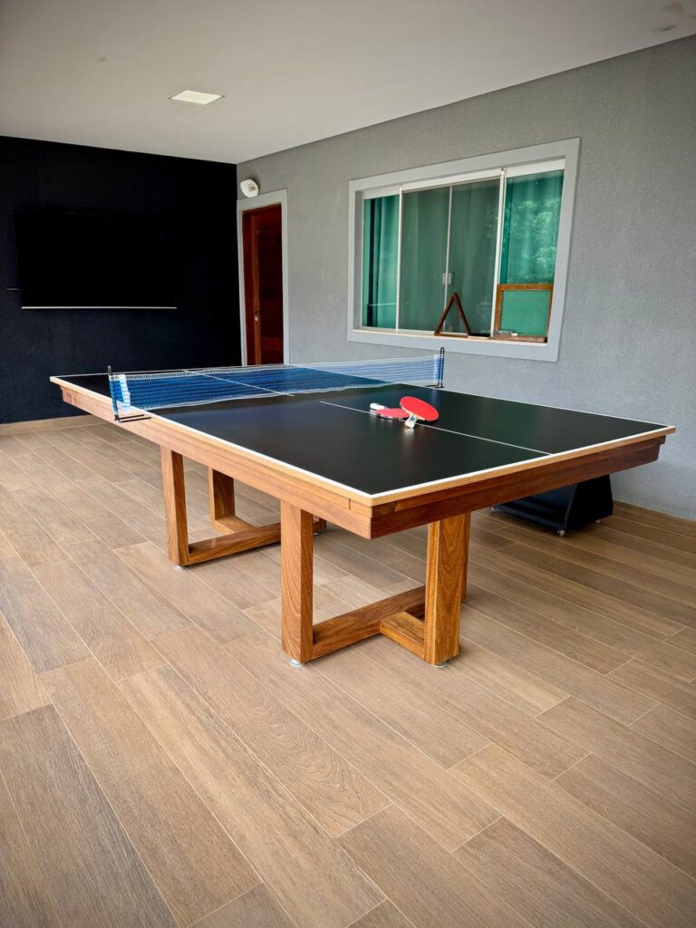 Mesa de sinuca fabricada pela Drumond Sports