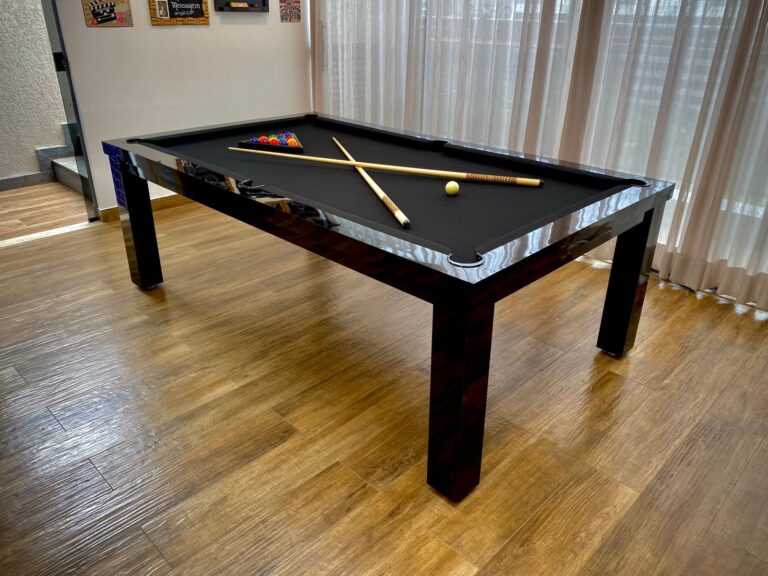 Mesa de sinuca fabricada pela Drumond Sports